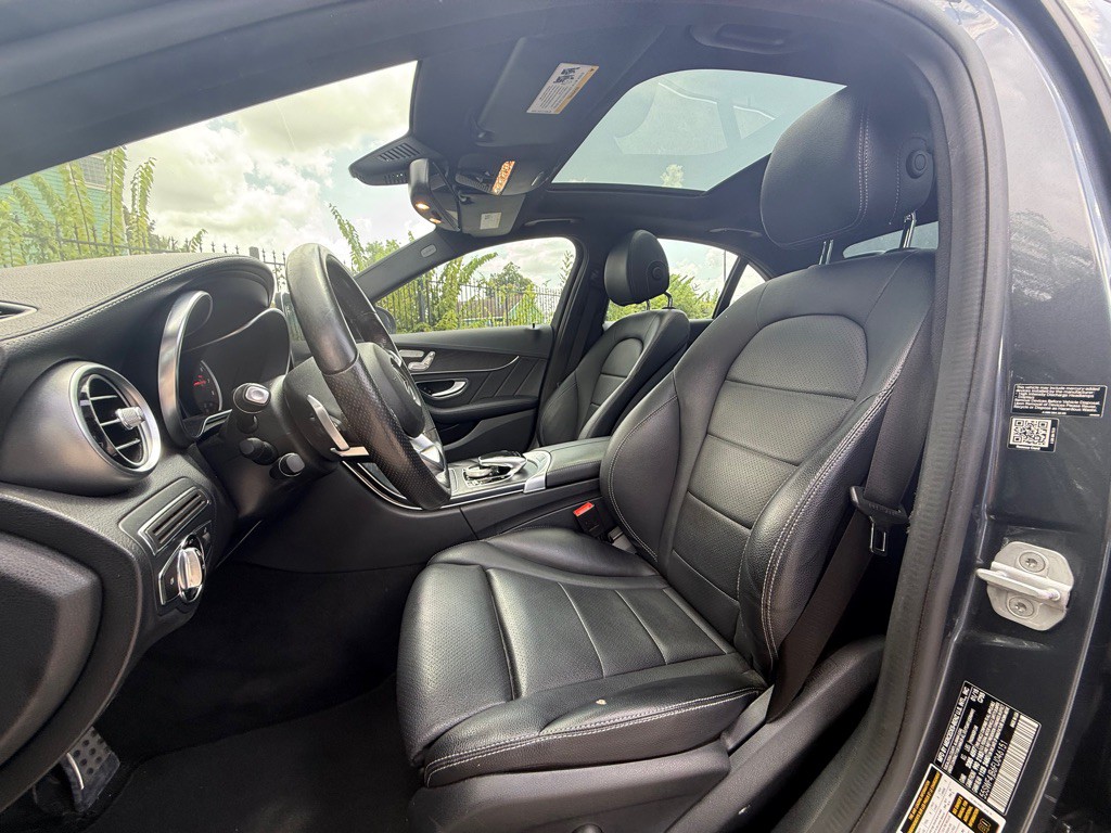 2015 Mercedes-Benz C-Class Image 13