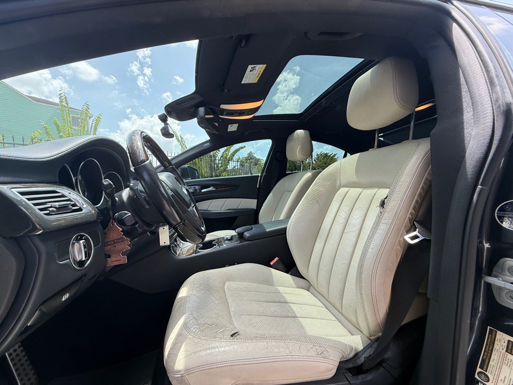 2012 Mercedes-Benz CLS-Class Image 13
