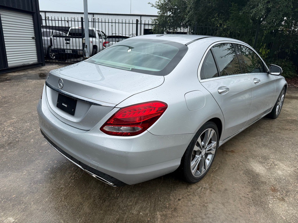 2016 Mercedes-Benz C-Class Image 5