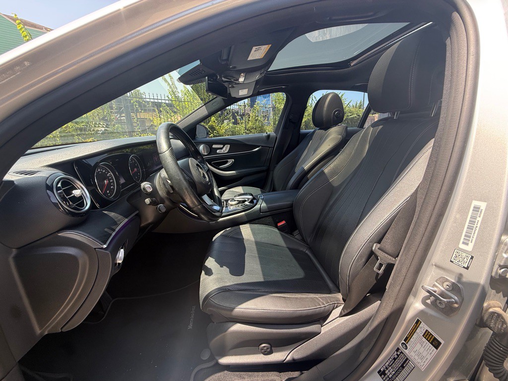 2017 Mercedes-Benz E-Class Image 11