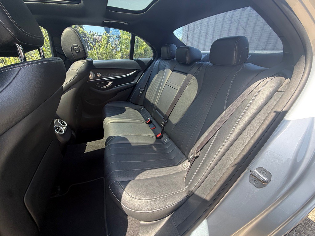 2017 Mercedes-Benz E-Class Image 17