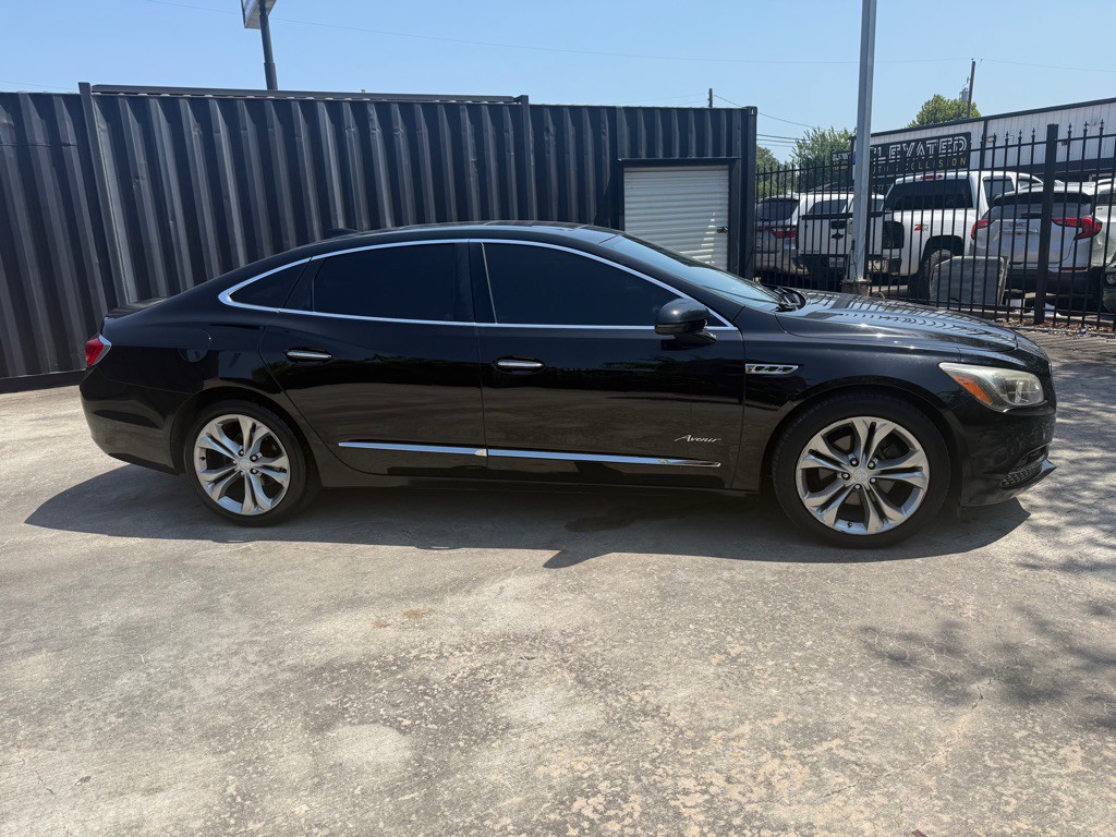 2018 Buick Lacrosse Image 4