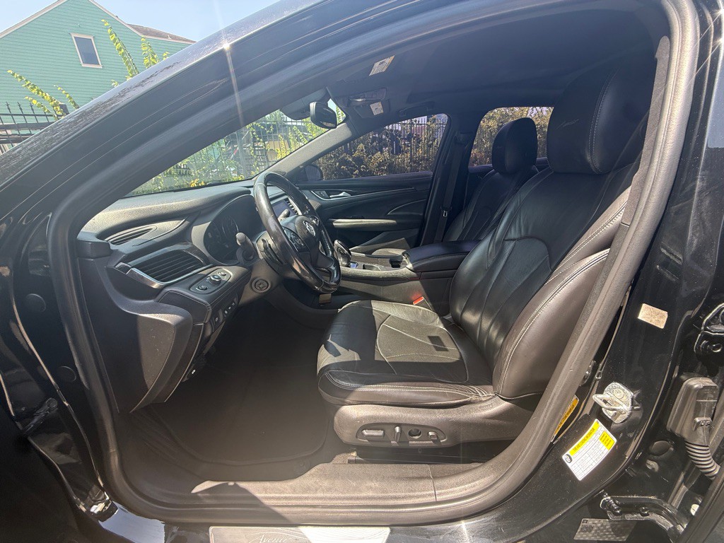 2018 Buick Lacrosse Image 11