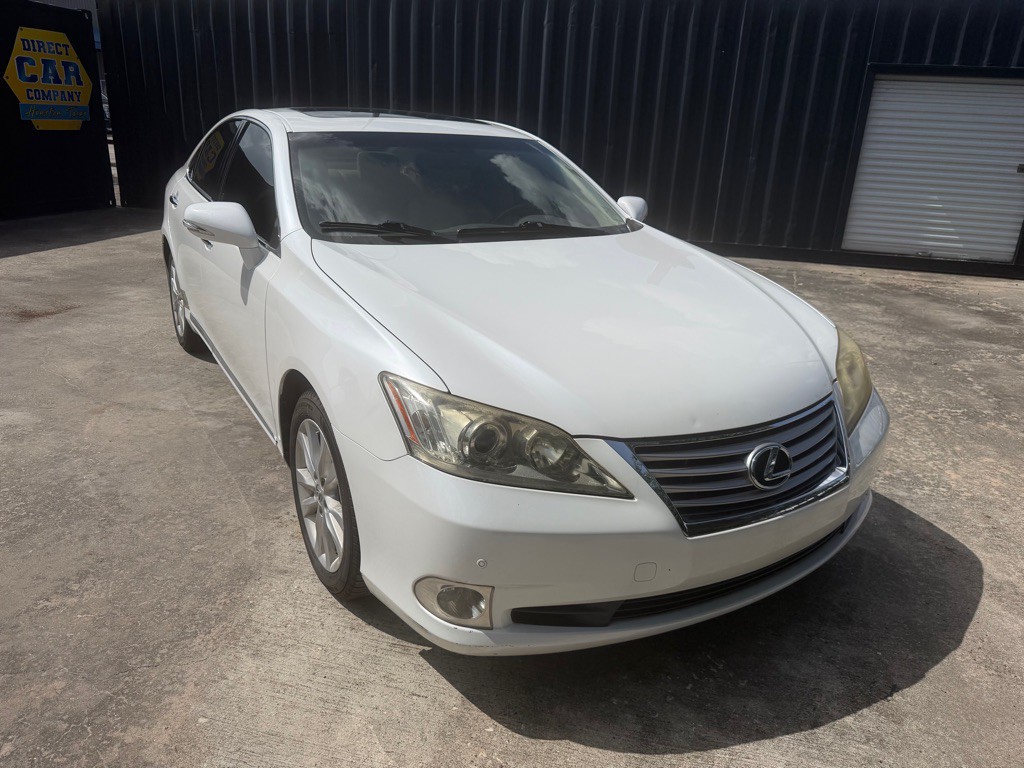 2011 Lexus ES Image 3