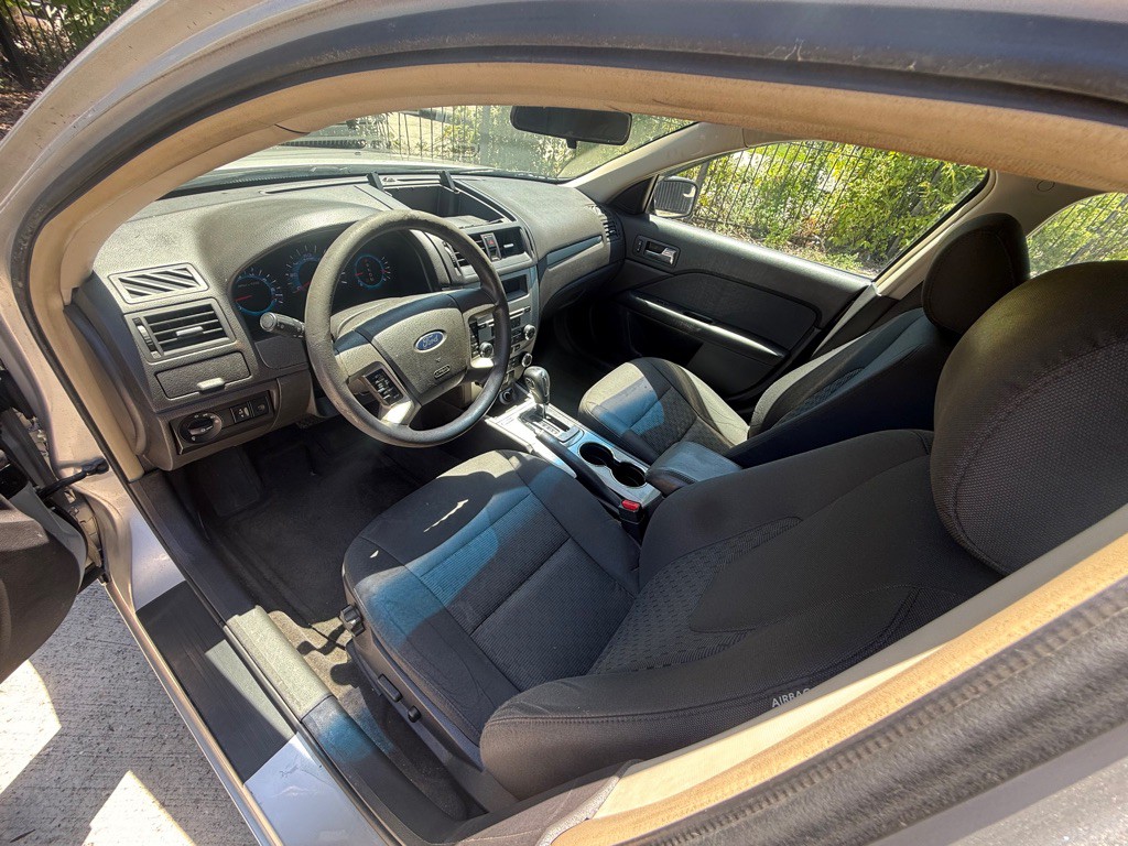 2012 Ford Fusion Image 9
