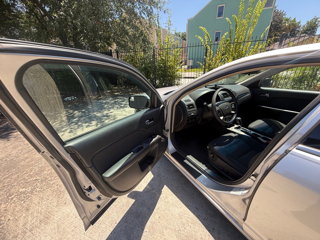 2012 Ford Fusion Image 10
