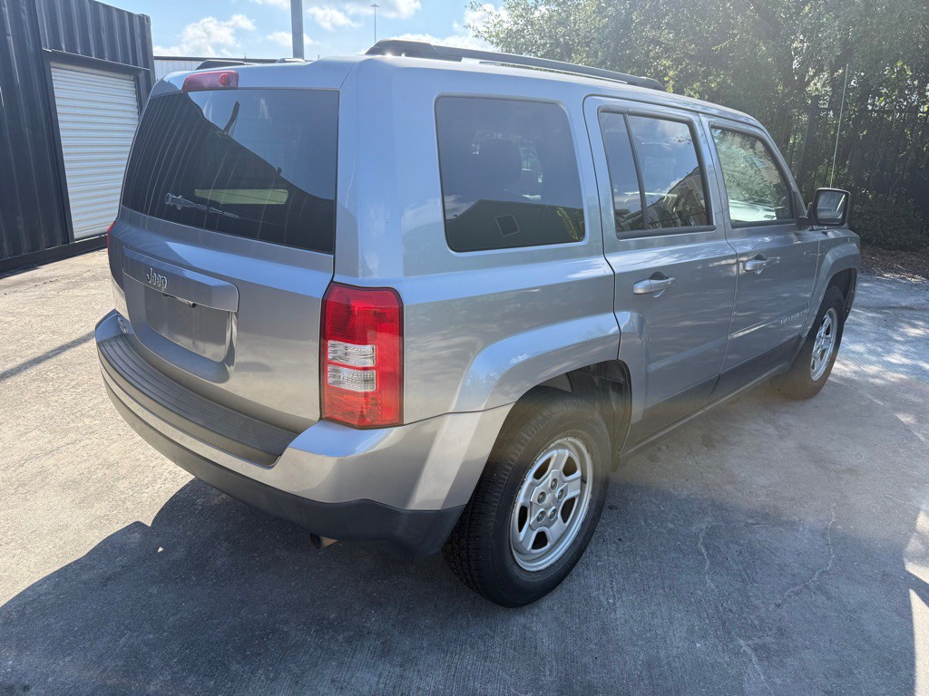 2016 Jeep Patriot Image 5