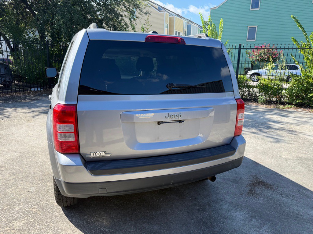 2016 Jeep Patriot Image 6