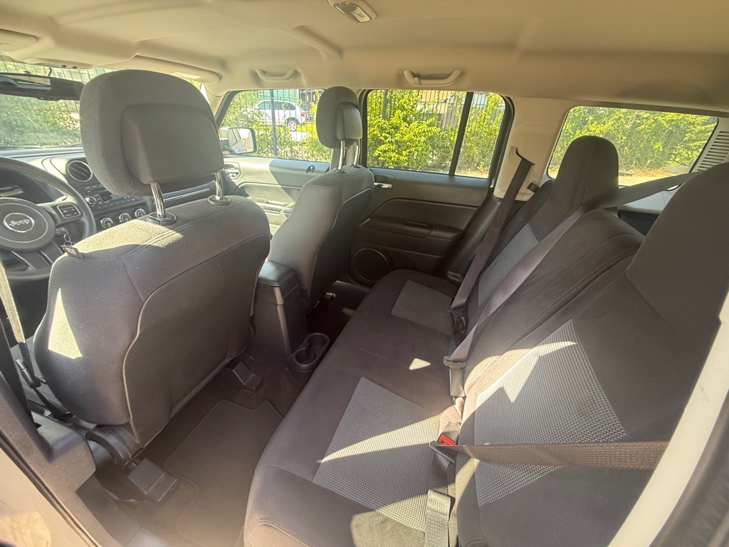 2016 Jeep Patriot Image 13