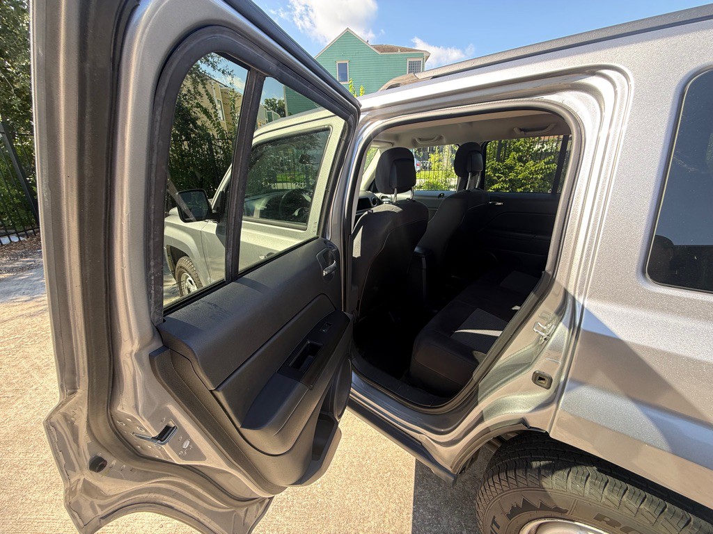 2016 Jeep Patriot Image 14