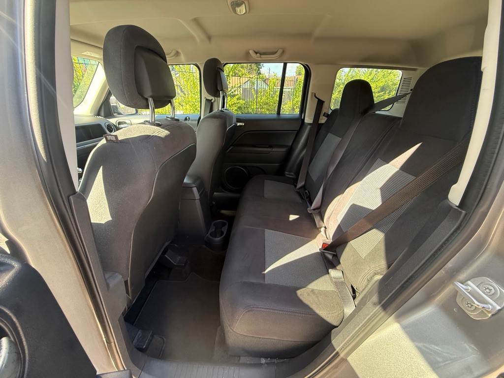 2016 Jeep Patriot Image 15