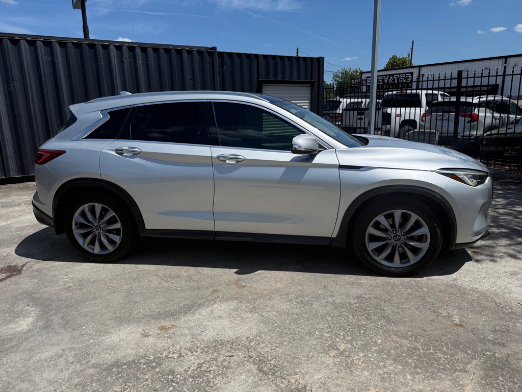 2021 INFINITI QX50 Image 4