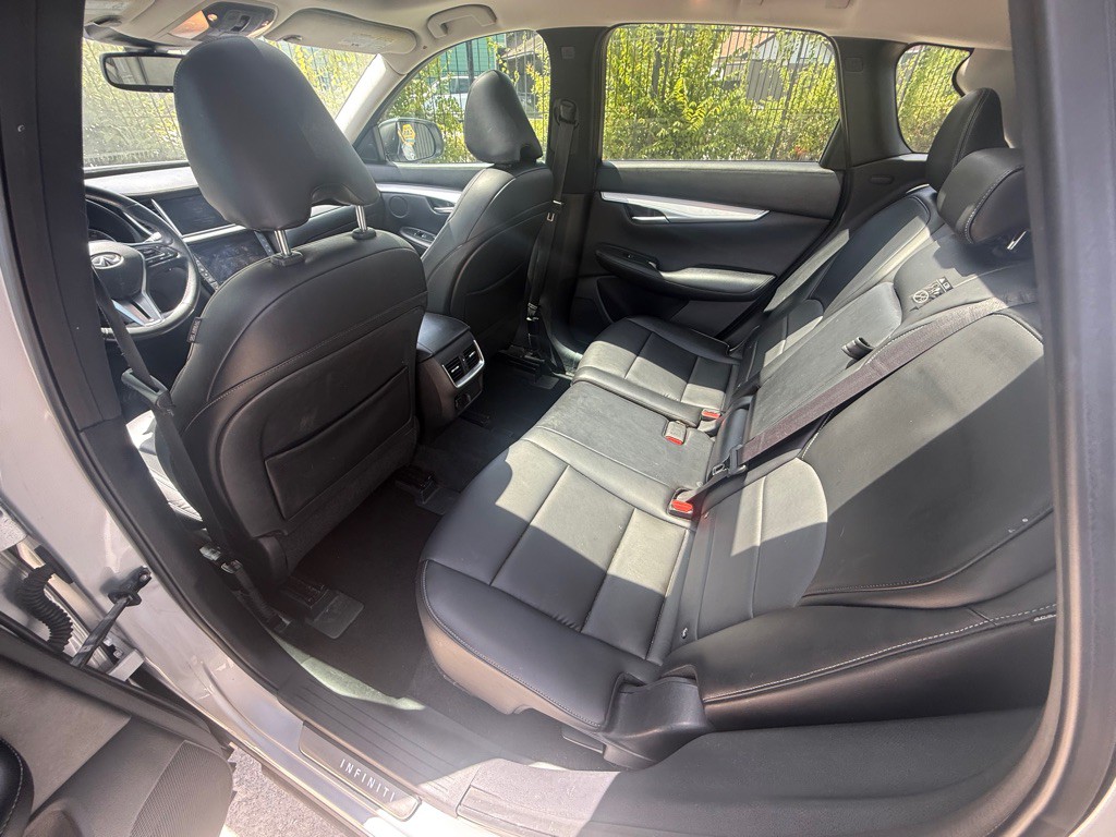 2021 INFINITI QX50 Image 14