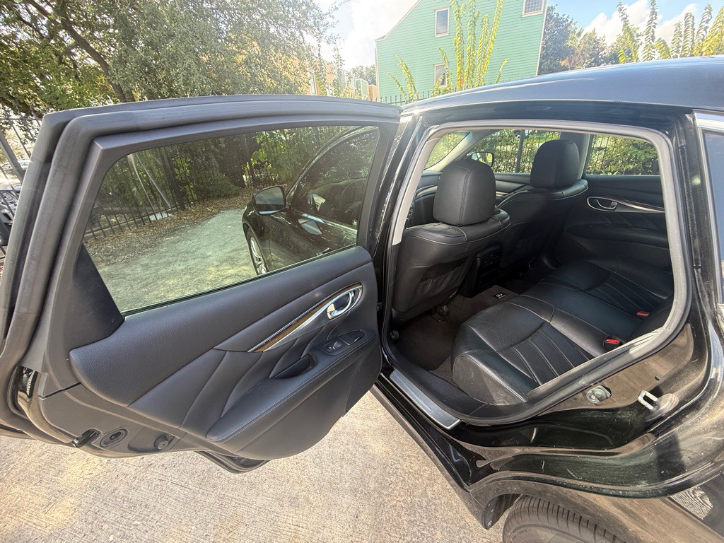 2013 INFINITI M37 Image 14