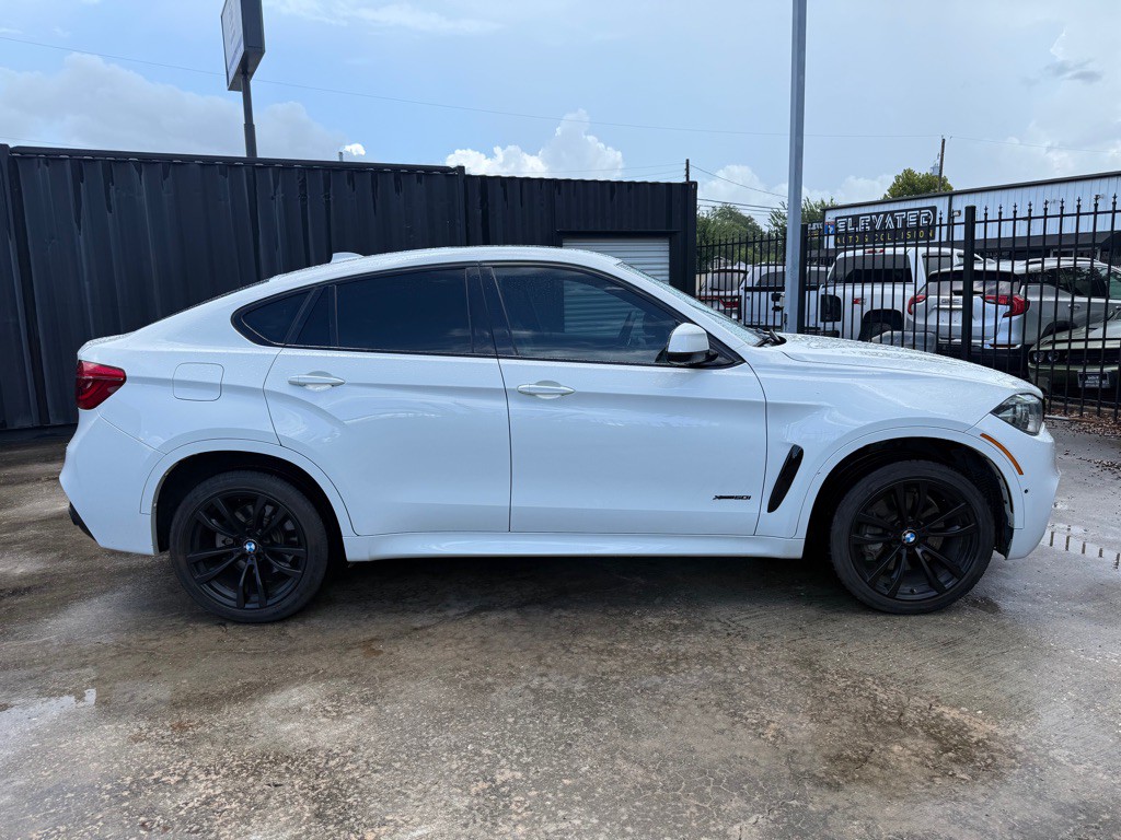 2015 BMW X6 Image 4