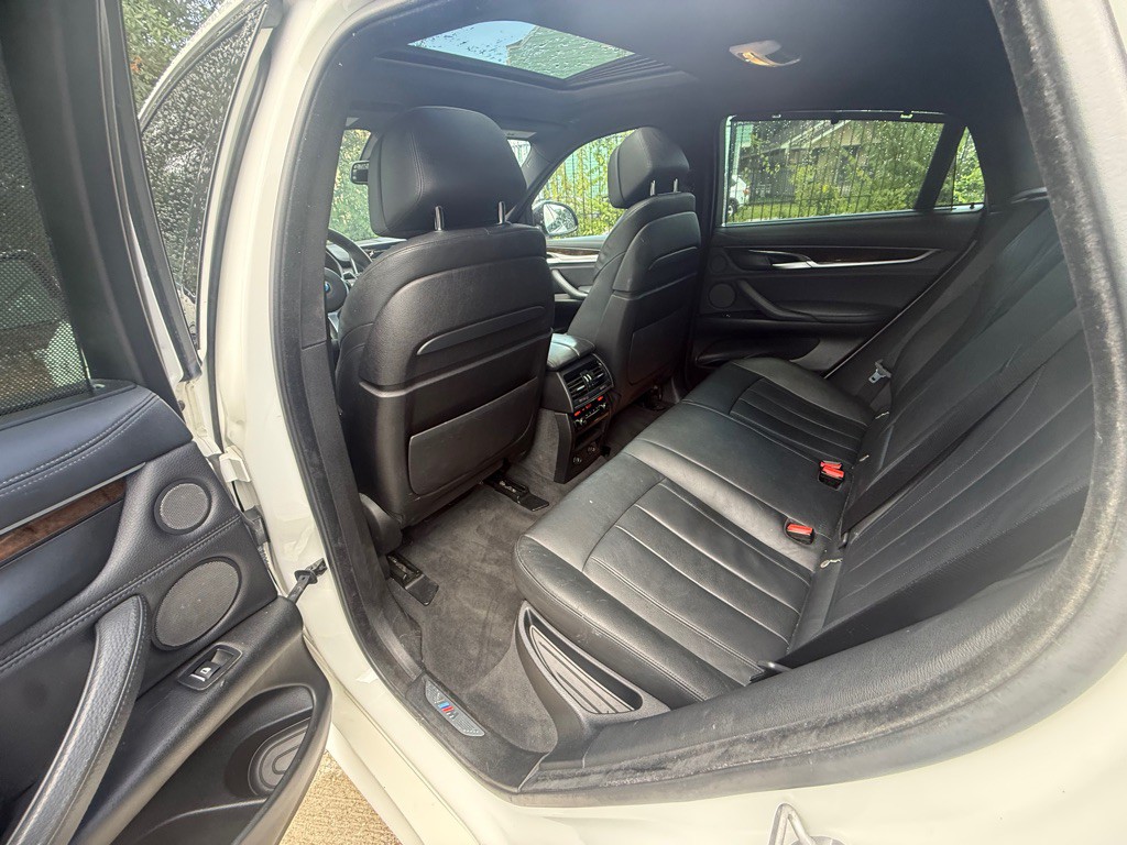 2015 BMW X6 Image 13
