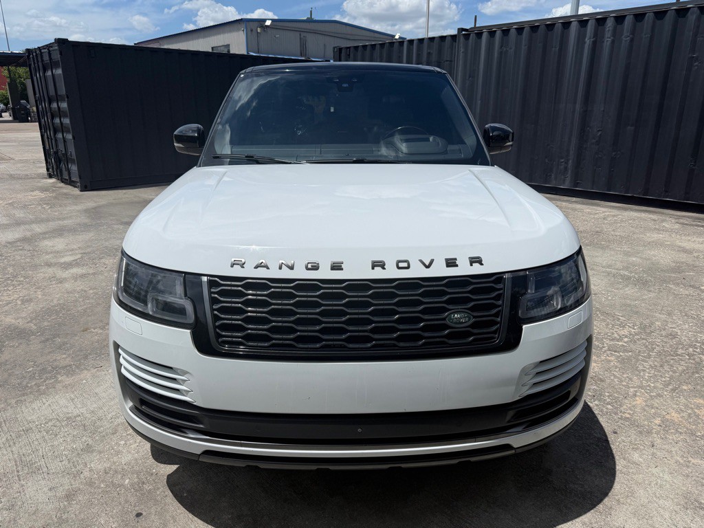 2018 Land Rover Range Rover Image 2
