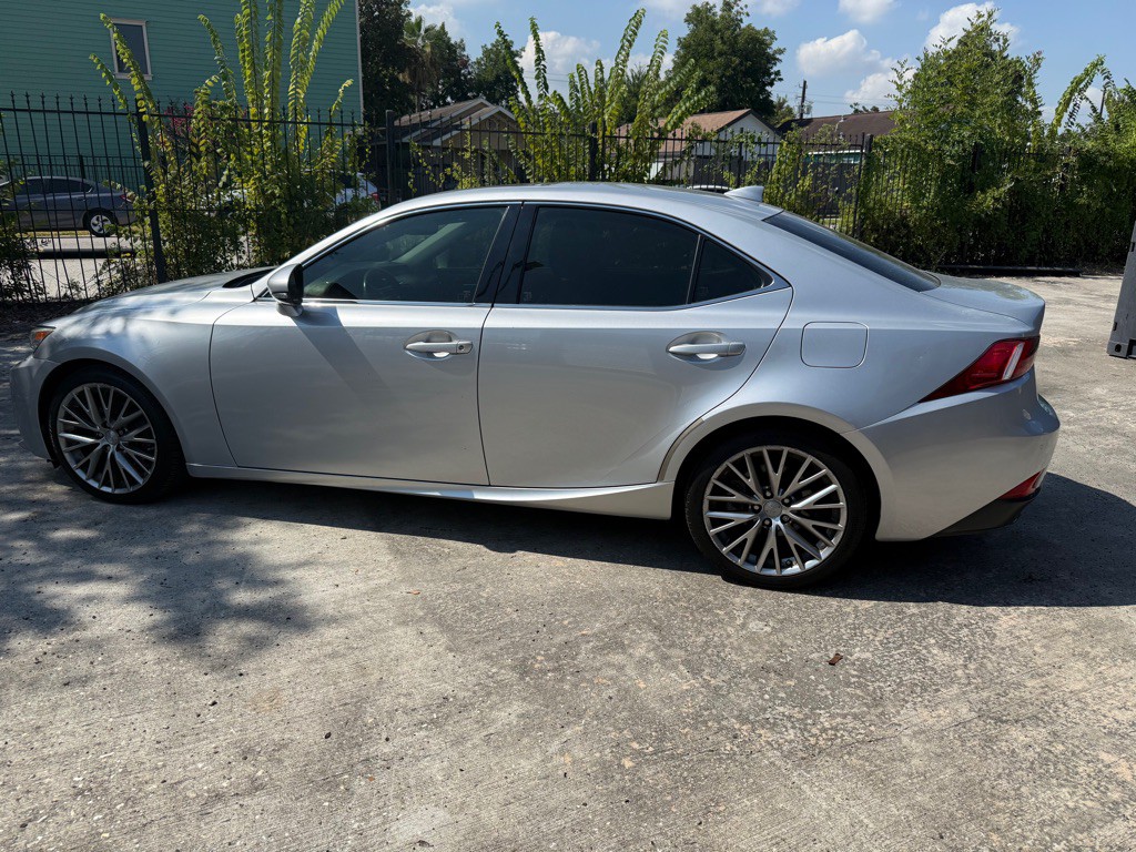2014 Lexus IS Image 8