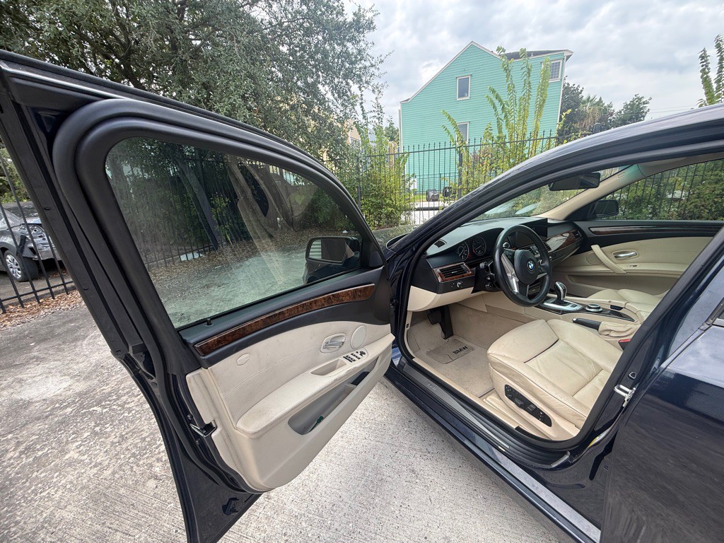 2008 BMW 5 Series Image 10