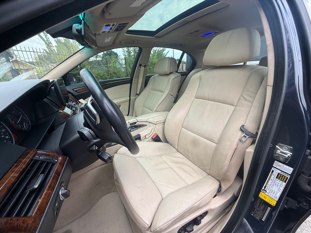 2008 BMW 5 Series Image 12