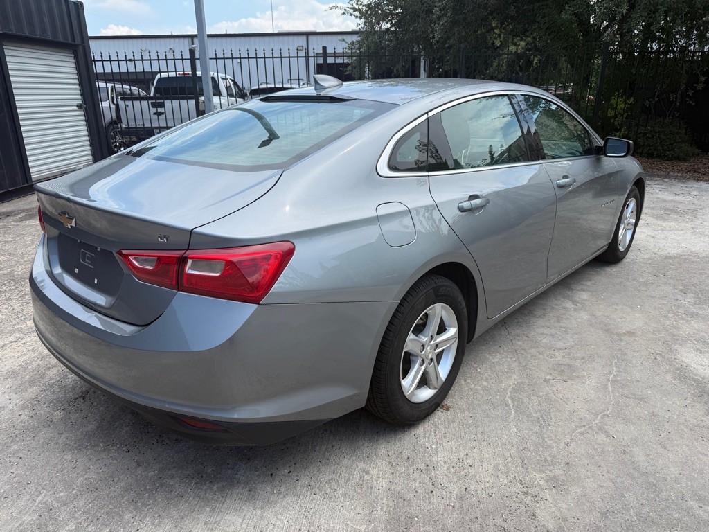 2023 Chevrolet Malibu Image 5