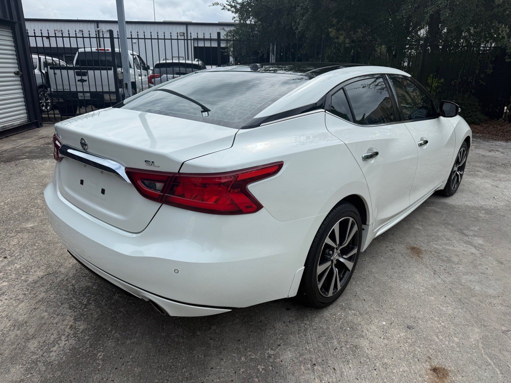 2016 Nissan Maxima Image 5