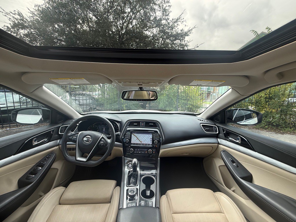 2016 Nissan Maxima Image 18