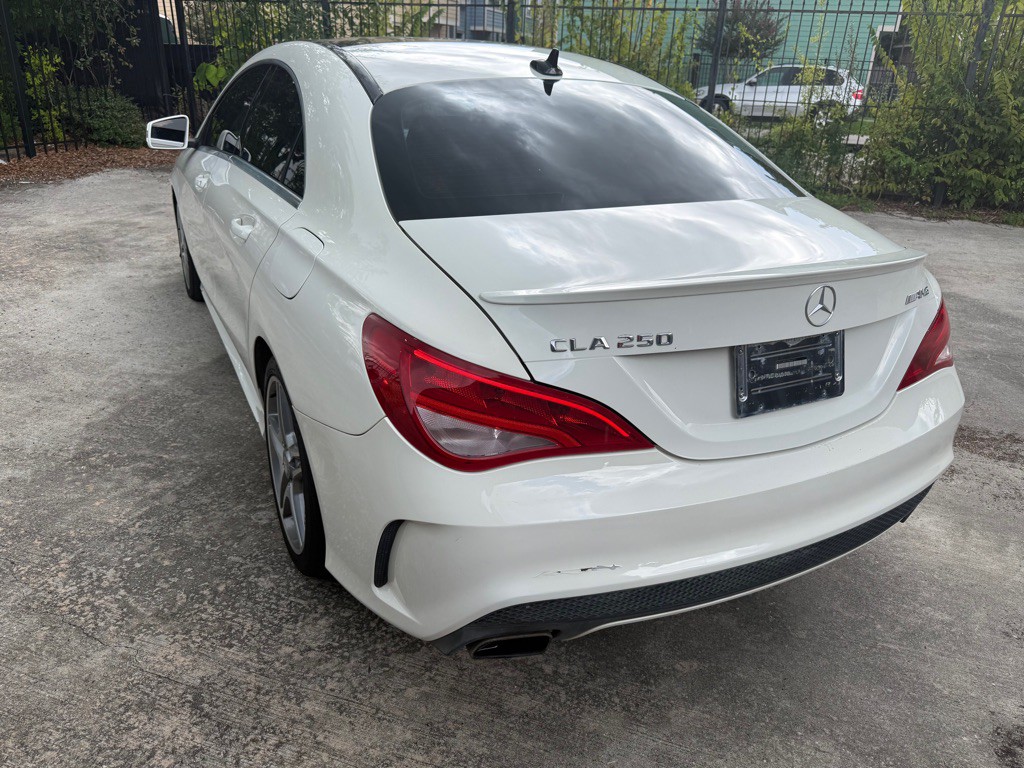 2014 Mercedes-Benz CLA-Class Image 7