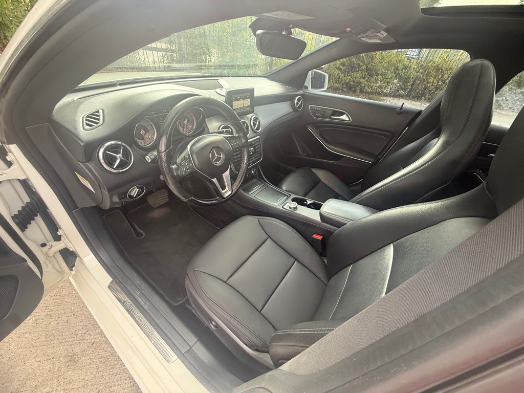 2014 Mercedes-Benz CLA-Class Image 9