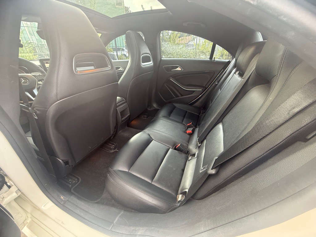 2014 Mercedes-Benz CLA-Class Image 14