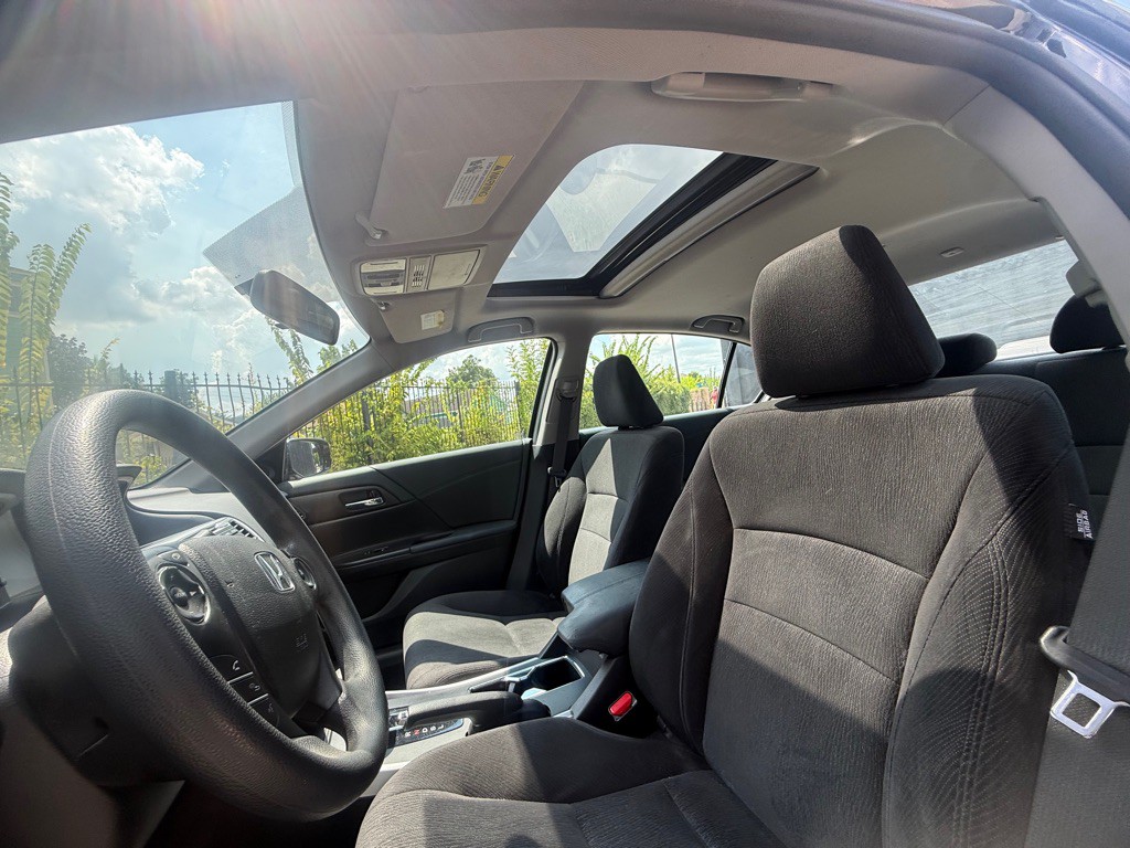 2015 Honda Accord Image 13
