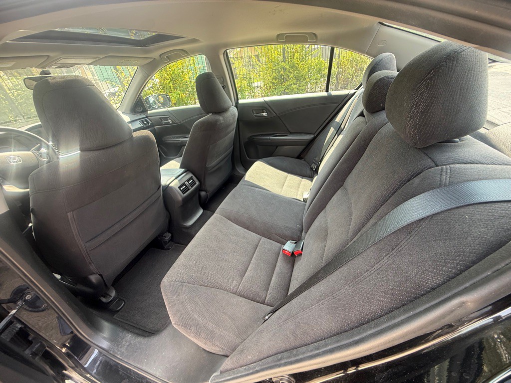 2015 Honda Accord Image 14