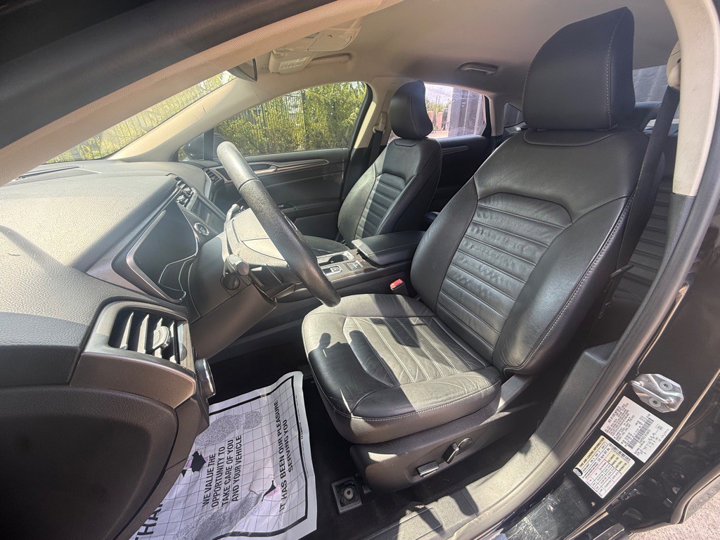 2018 Ford Fusion Image 12