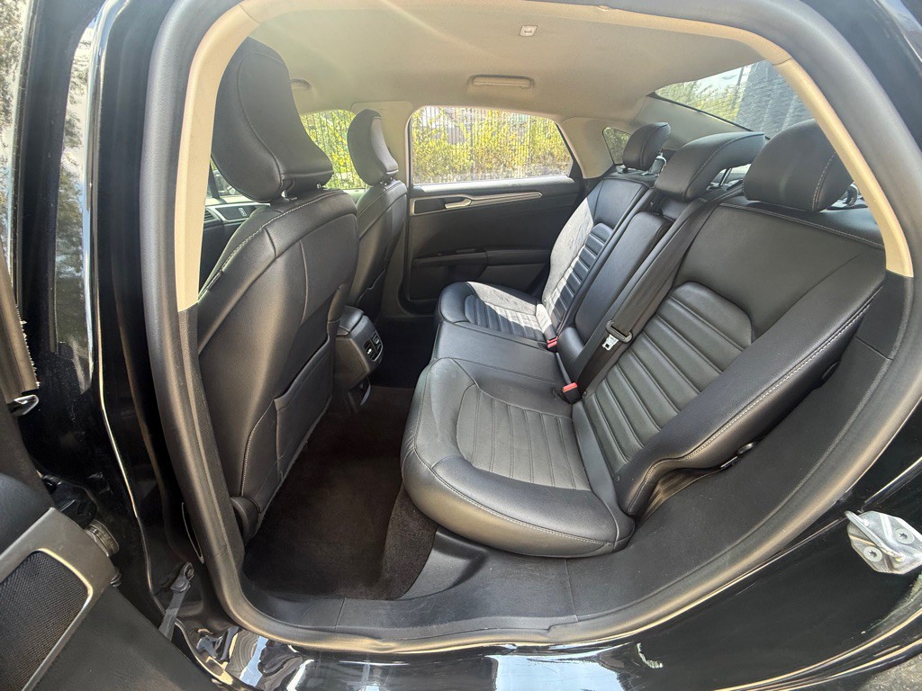 2018 Ford Fusion Image 15