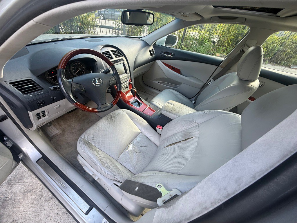 2008 Lexus ES Image 9