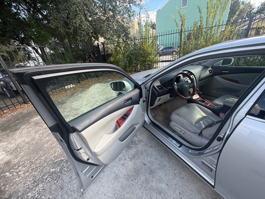2008 Lexus ES Image 10