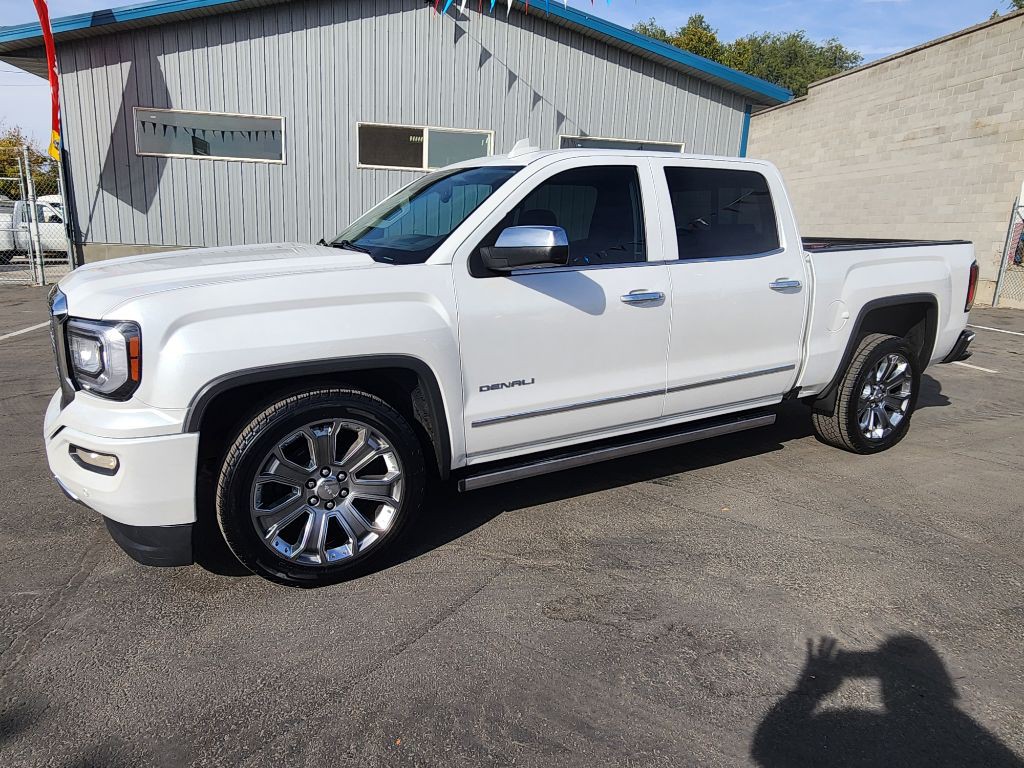 2018 GMC Sierra Image 1