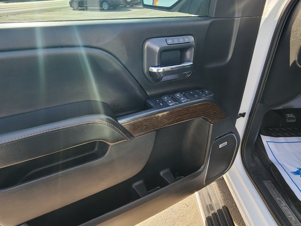 2018 GMC Sierra Image 15