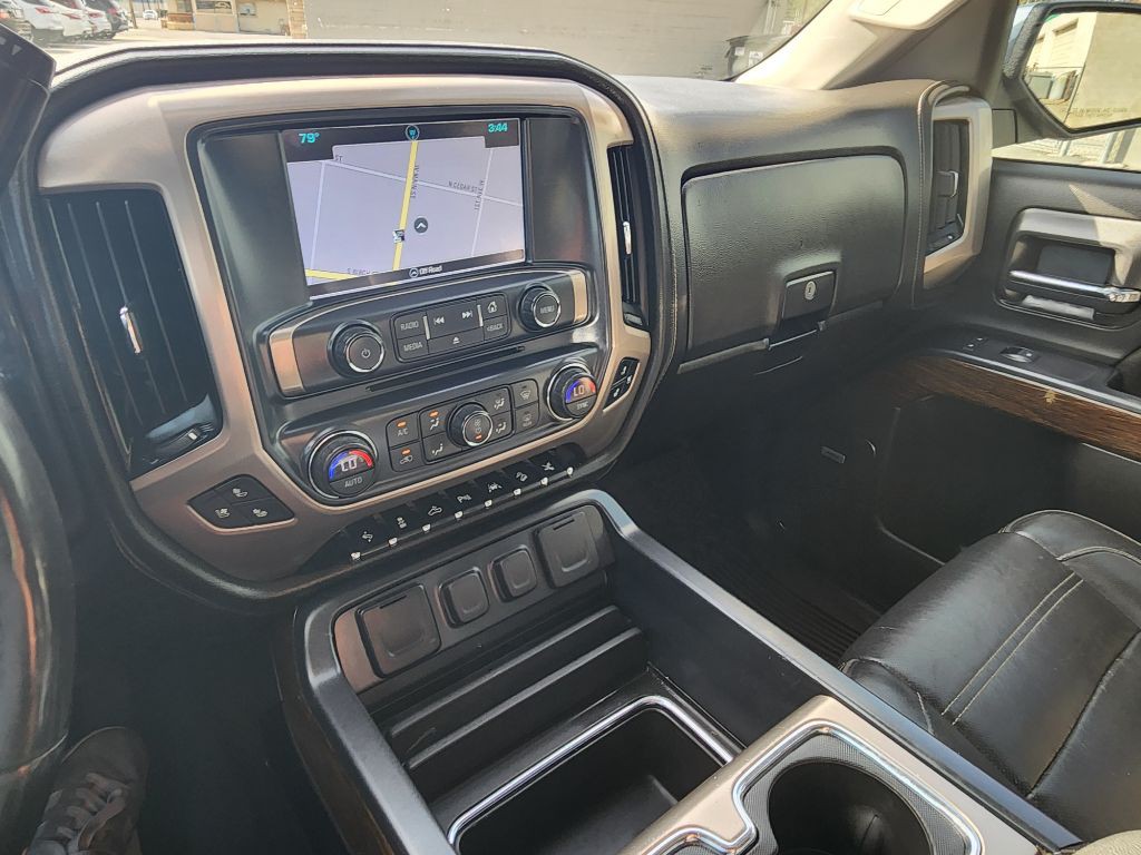 2018 GMC Sierra Image 16