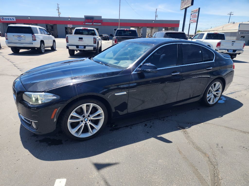 2015 BMW 5 Series Image 1