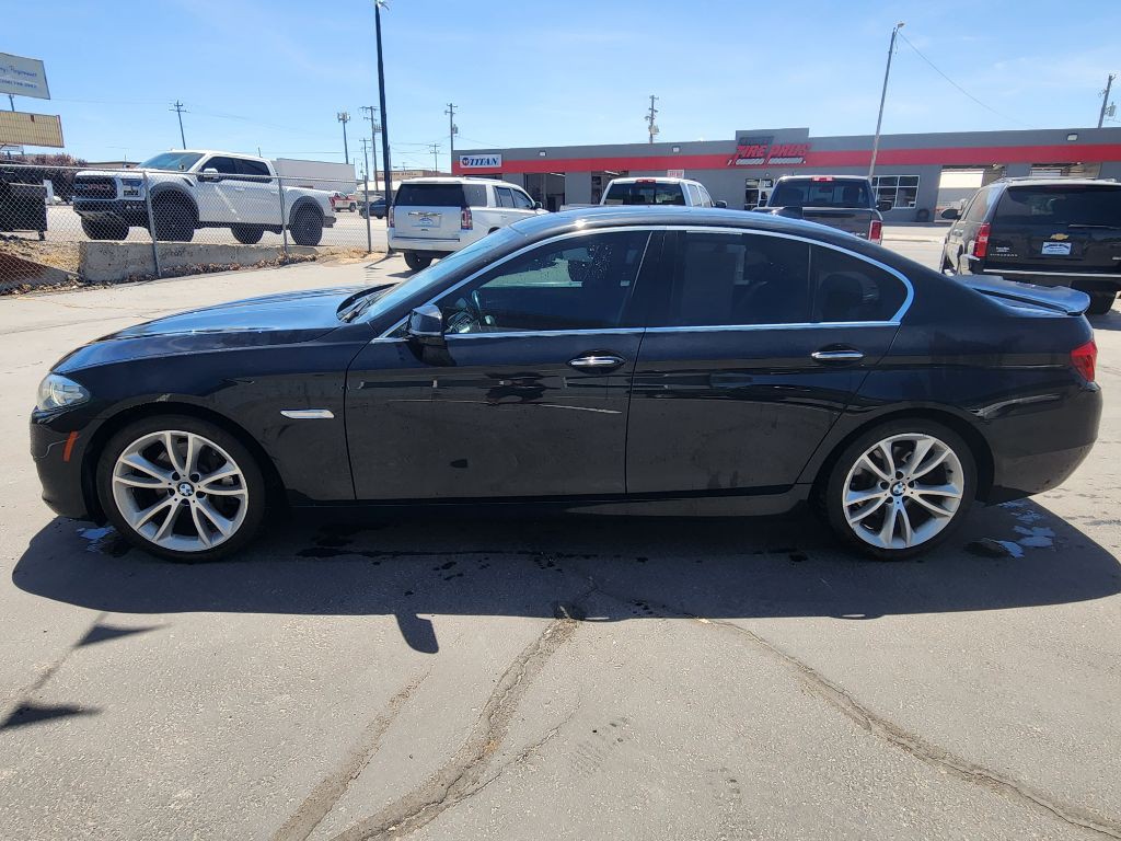 2015 BMW 5 Series Image 2