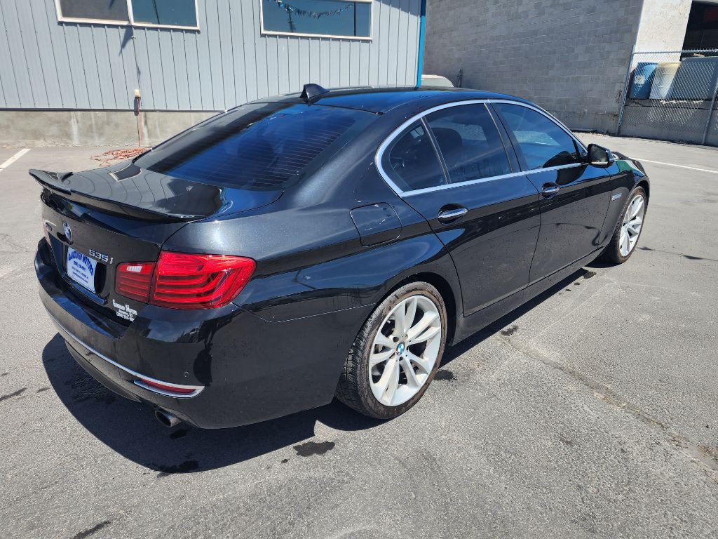 2015 BMW 5 Series Image 5