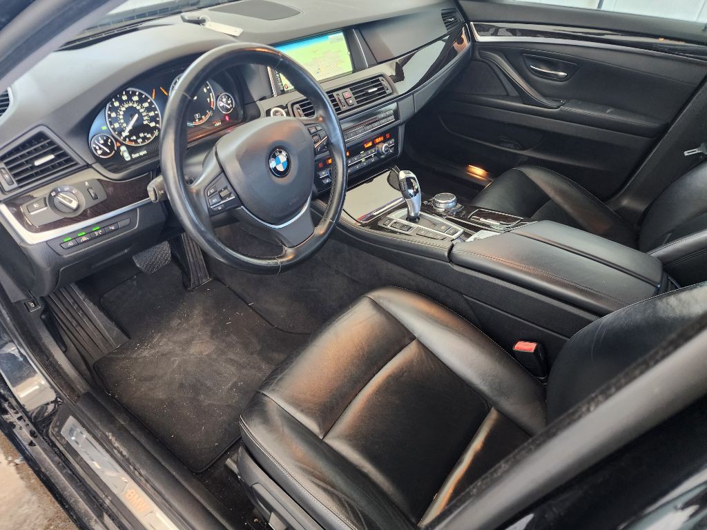 2015 BMW 5 Series Image 22