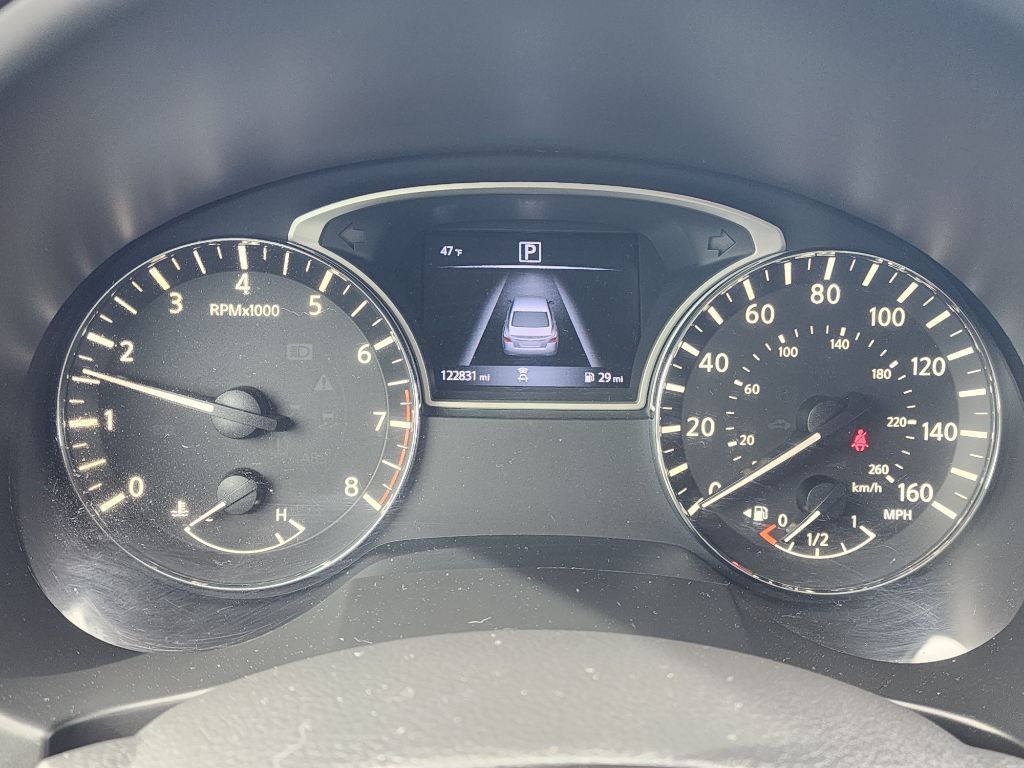 2018 Nissan Altima Image 10