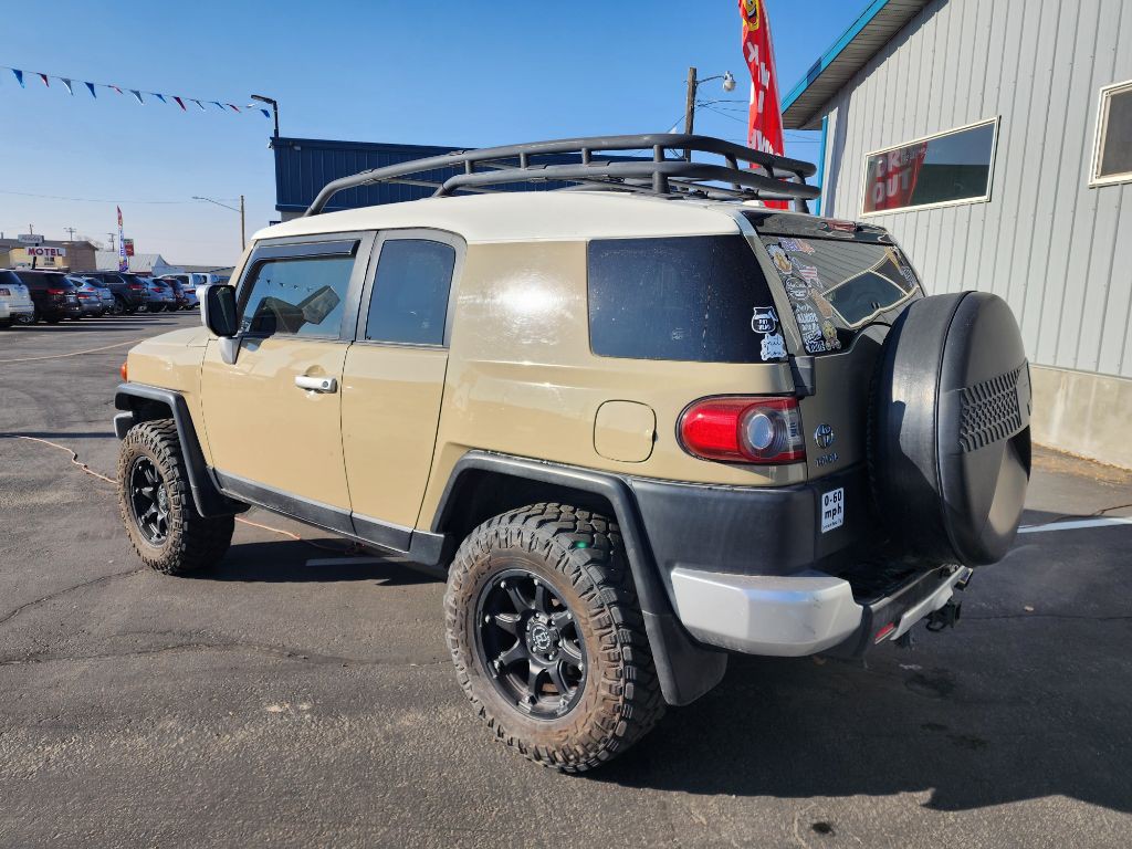 2012 Toyota FJ Cruiser Image 6