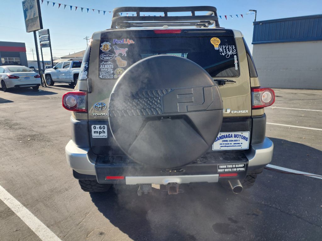 2012 Toyota FJ Cruiser Image 7