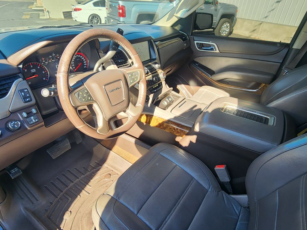 2015 GMC Yukon Image 11