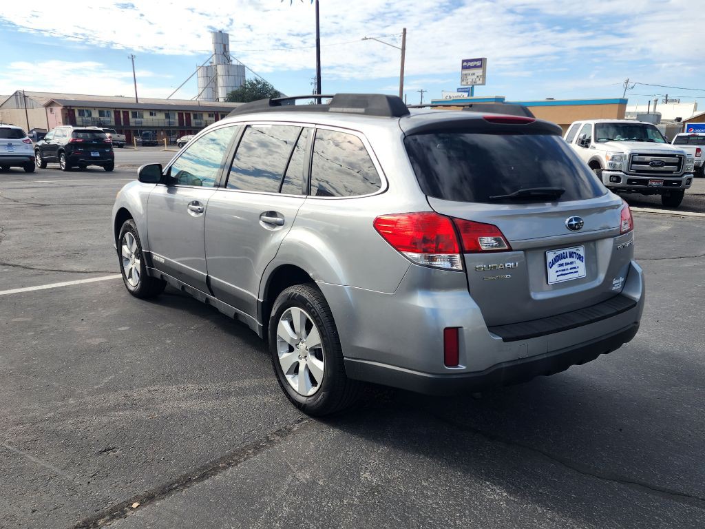 2011 Subaru Outback Image 6