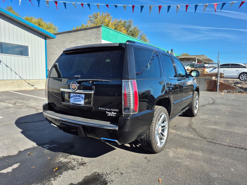 2013 Cadillac Escalade Image 6