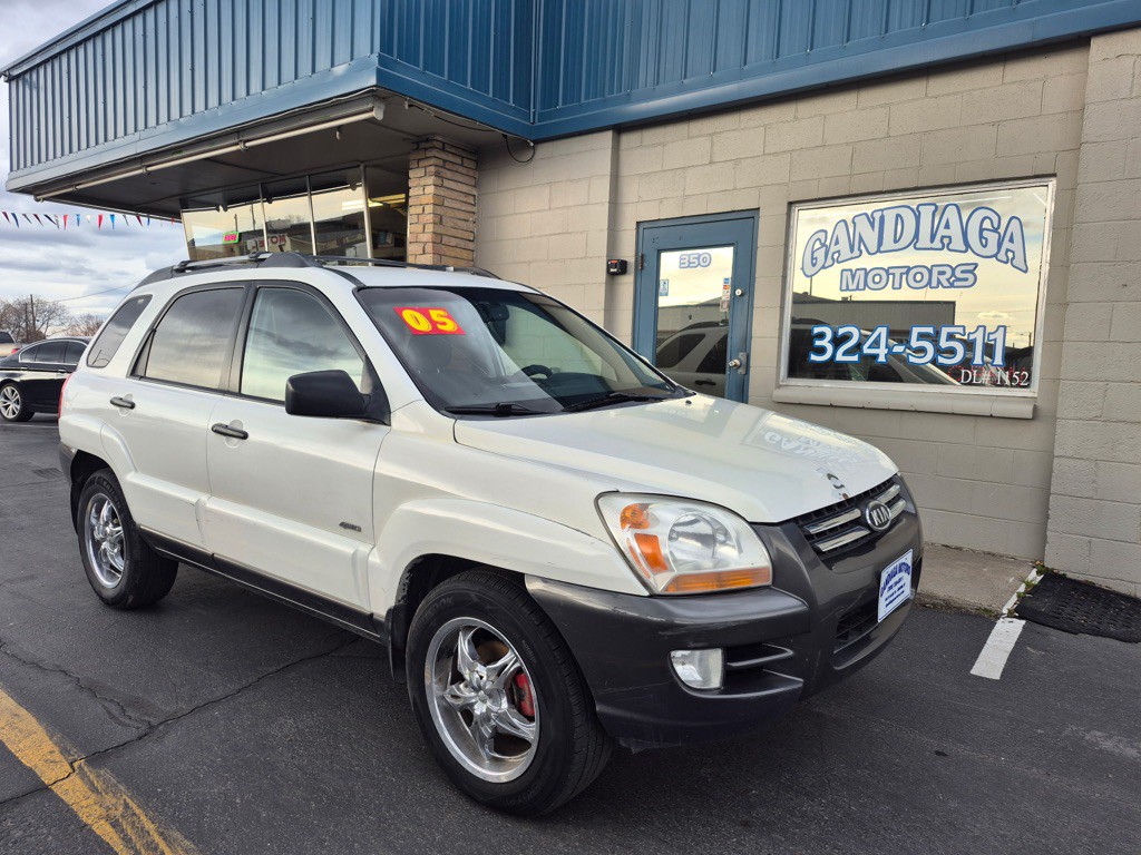 2005 Kia Sportage Image 1